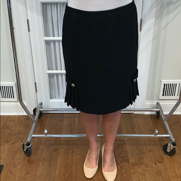 Skirt - Picture 1 of 3